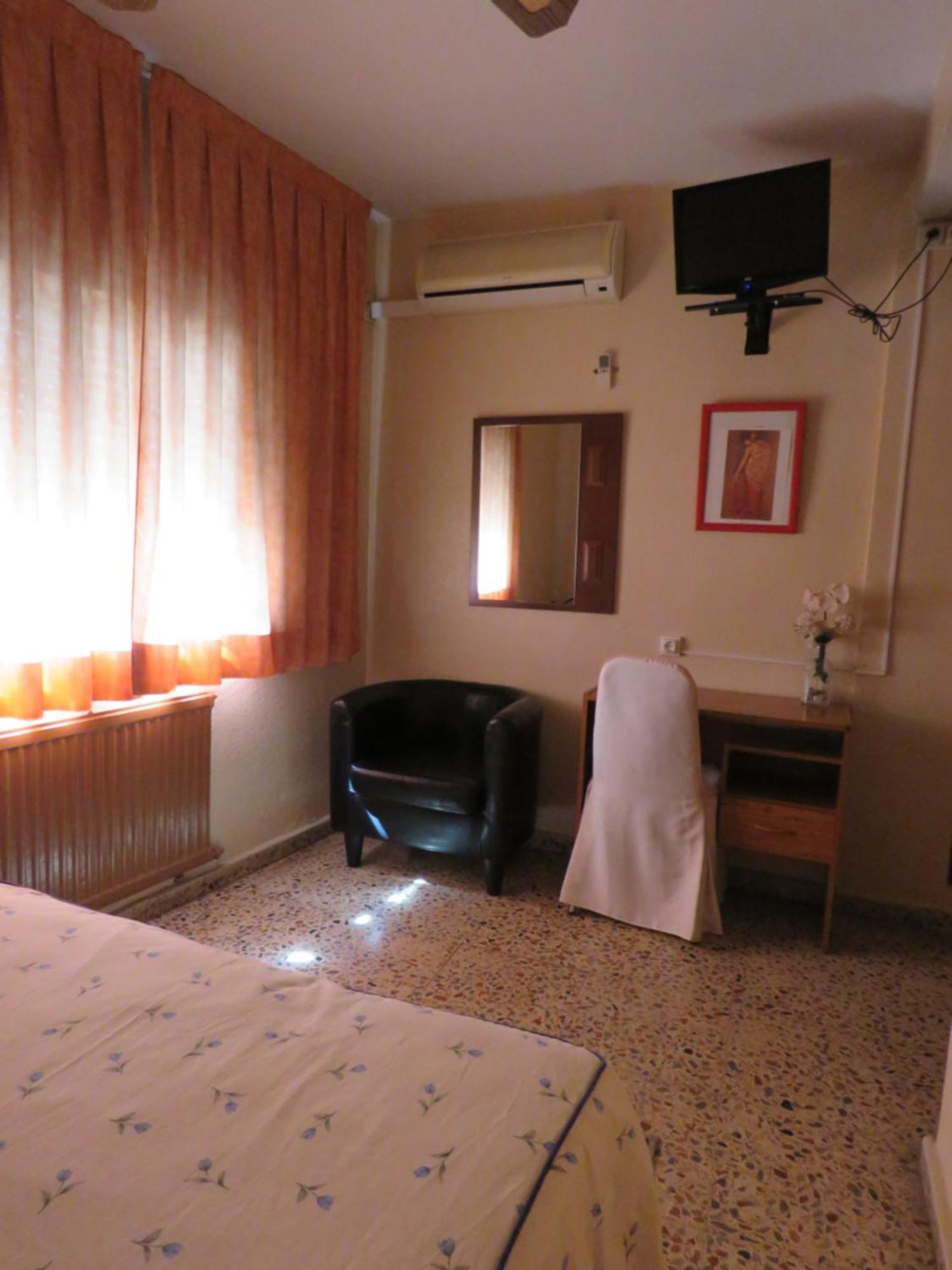 Hotel Alain Silla Esterno foto
